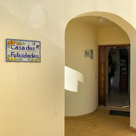 Casa Felicidades 카르보에이루